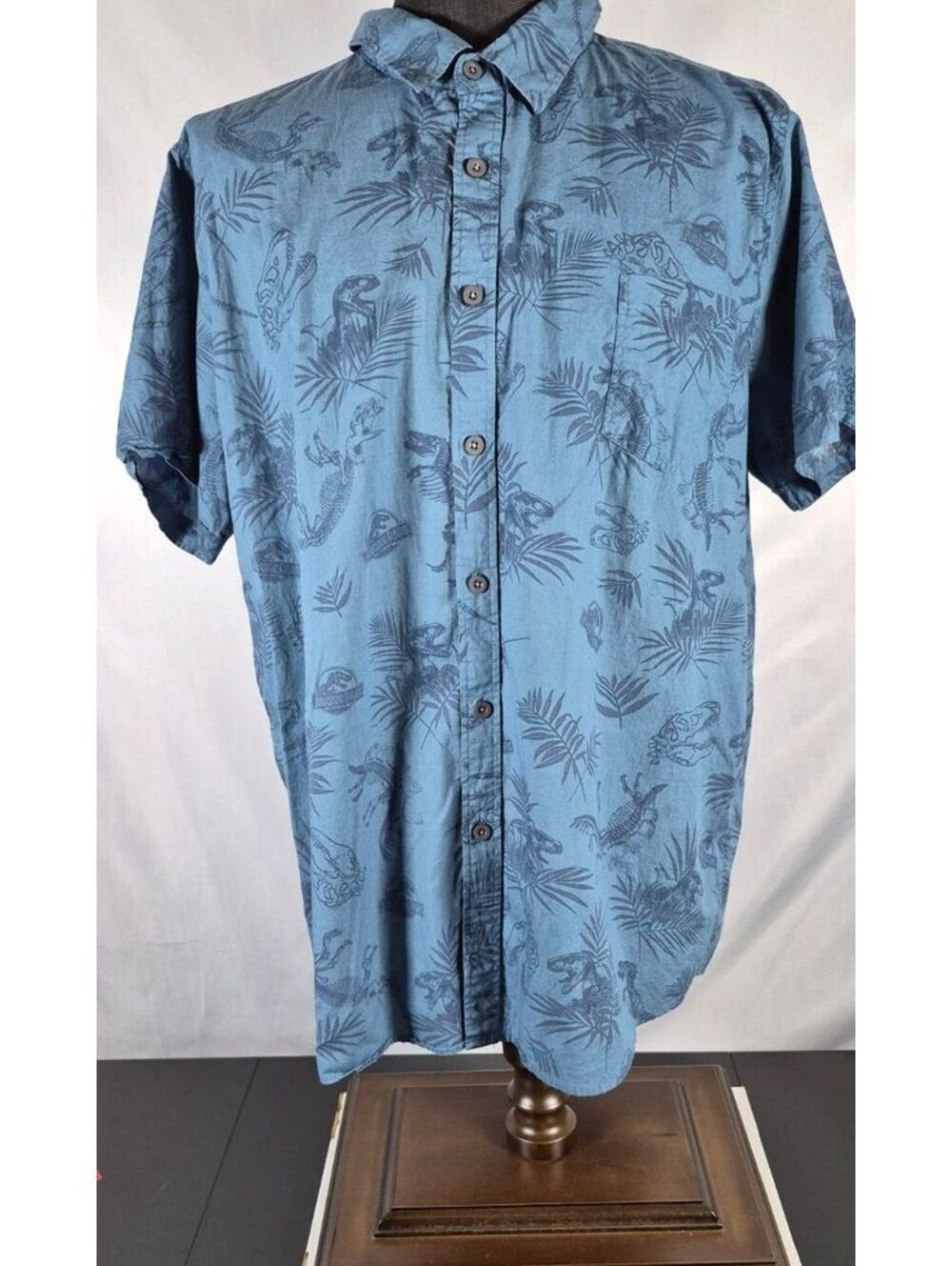 Jurassic World XXL Dinosaur Fossil Print Button Up Shirt
